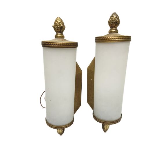 Vintage MCM Hollywood Regency Pair of Cylinder Wall Sconces - Picture 2 of 14